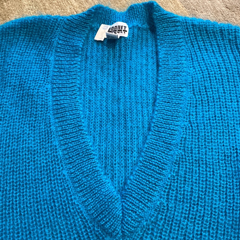 ~Croquet Club~ Vintage Bright Blue Deep V Mohair Sweater - Picture 2 of 4